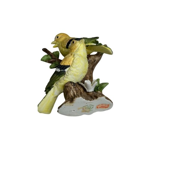 Vintage Lefton GoldFinch Birds Hand Painted Porcelain Bird Lovers Home Decor - Picture 2 of 7